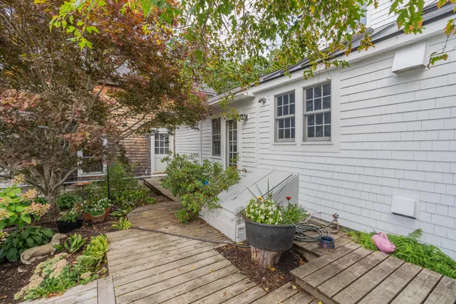 $900,000 | 427 Mt Pisgah Road, Winthrop, ME 04364