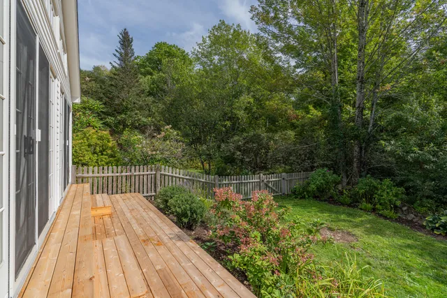 $900,000 | 427 Mt Pisgah Road, Winthrop, ME 04364