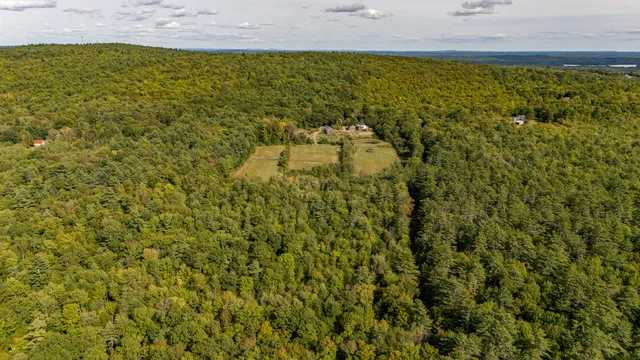 $900,000 | 427 Mt Pisgah Road, Winthrop, ME 04364