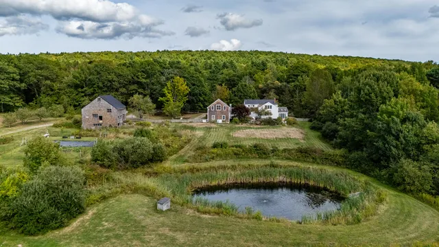 $900,000 | 427 Mt Pisgah Road, Winthrop, ME 04364