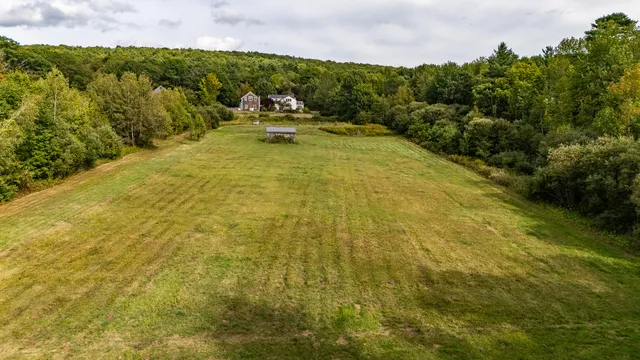 $900,000 | 427 Mt Pisgah Road, Winthrop, ME 04364