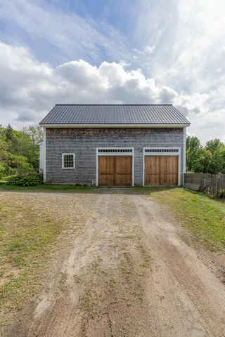 $900,000 | 427 Mt Pisgah Road, Winthrop, ME 04364