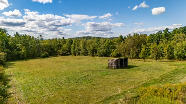 $900,000 | 427 Mt Pisgah Road, Winthrop, ME 04364