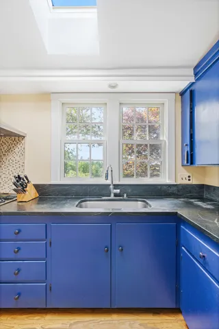 $900,000 | 427 Mt Pisgah Road, Winthrop, ME 04364