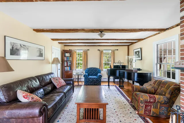 $900,000 | 427 Mt Pisgah Road, Winthrop, ME 04364