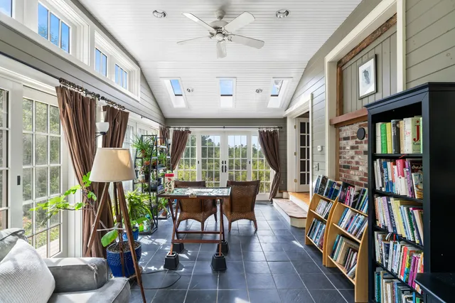 $900,000 | 427 Mt Pisgah Road, Winthrop, ME 04364