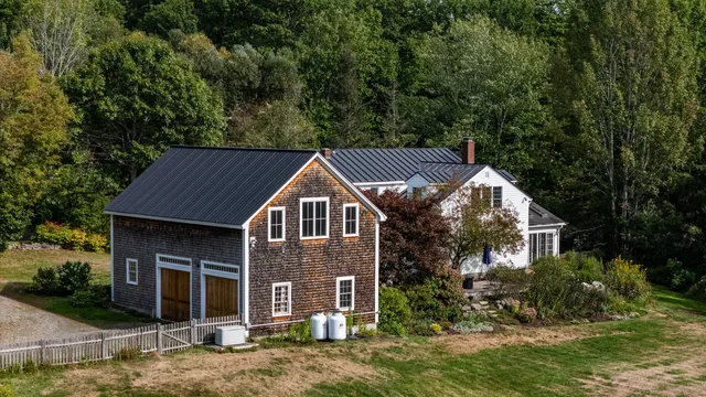 $900,000 | 427 Mt Pisgah Road, Winthrop, ME 04364