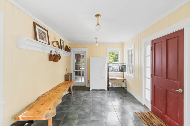 $900,000 | 427 Mt Pisgah Road, Winthrop, ME 04364