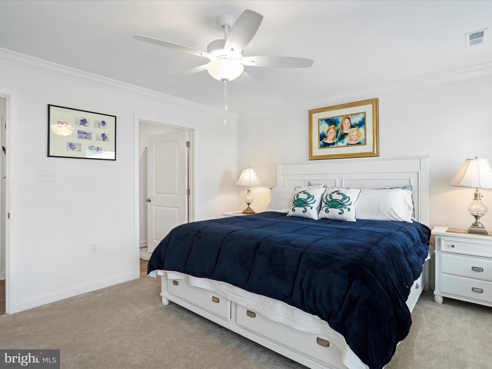 791 Dripping Spring Drive Hammondsville, OH 43930 - Photo 20 of 33 a bedroom with a bed and a lamp on dresser