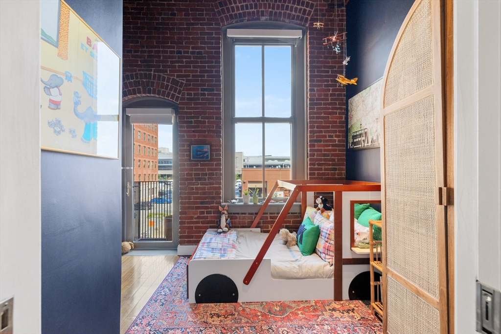 35 Channel Center Street, Unit 210 Boston, MA 02210 - Photo 22 of 32