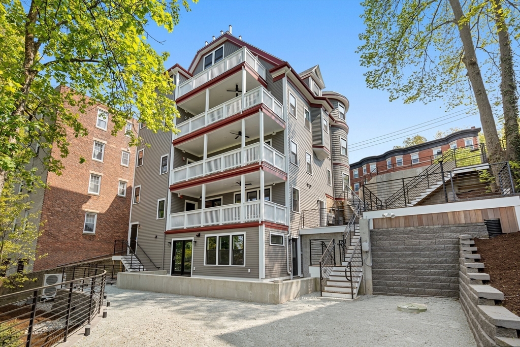 111 Winthrop Road, Unit 1 Brookline, MA 02445 - Photo 4 of 20 front view of a building