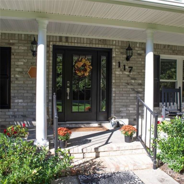 117 Old Tram Road Lincolnton, NC 28092 - Photo 3 of 37 Gallery Image 3