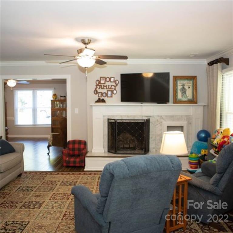 117 Old Tram Road Lincolnton, NC 28092 - Photo 5 of 37 Gallery Image 5
