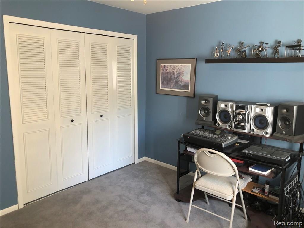 6452 East Bennington Road Durand, MI 48429 - Photo 17 of 28 16.jpeg