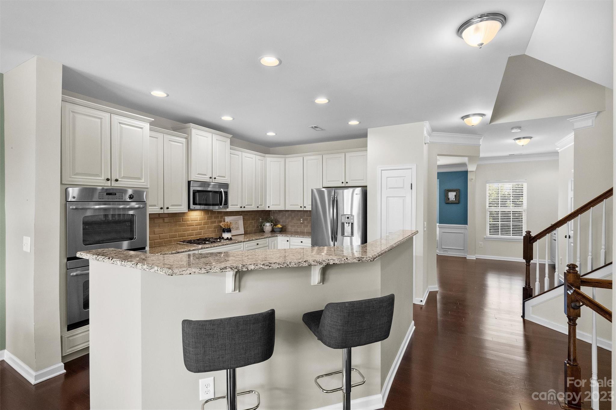 6218 Rockefeller Lane Charlotte, NC 28210 - Photo 8 of 45 Gallery Image 8