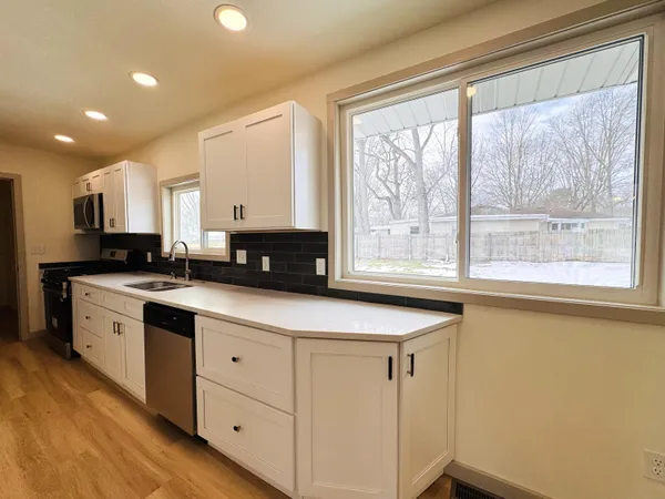 $294,900 | 2618 Bond Street, Niles, MI 49120