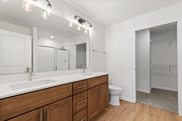 $402,900 | 520 Hunter Oaks Boulevard, Unit 801, Watertown, WI 53094