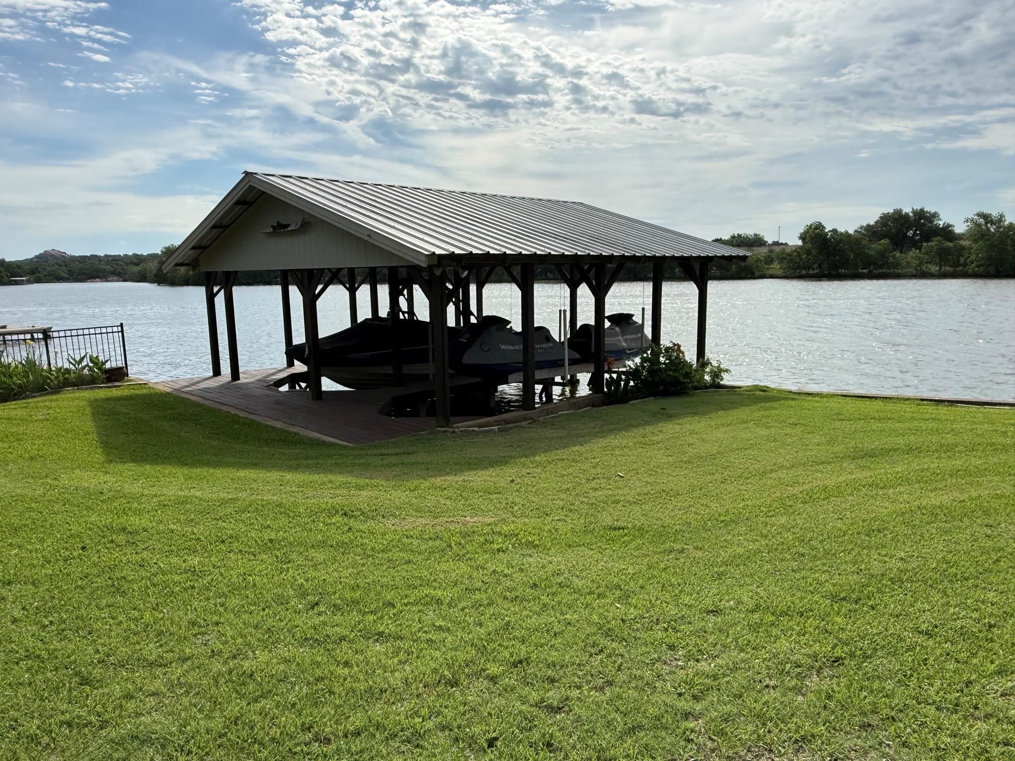 110 Bluebonnet Circle Burnet, TX 78611 - Photo 7 of 33
