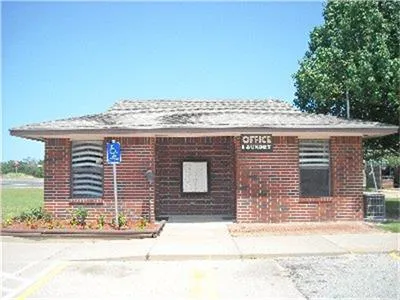 $635 | 835 US Highway 84 West, Teague, TX 75860