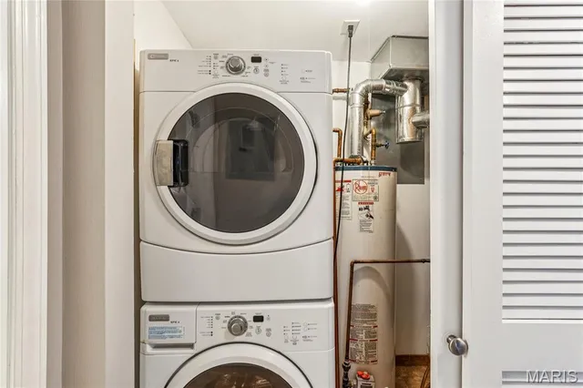 $159,900 | 16518 Victoria Crossing Drive, Unit B, Wildwood, MO 63040