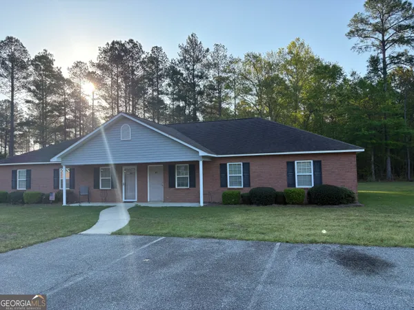 $1,200 | 1821 Claxton Dairy Road, Dublin, GA 31021