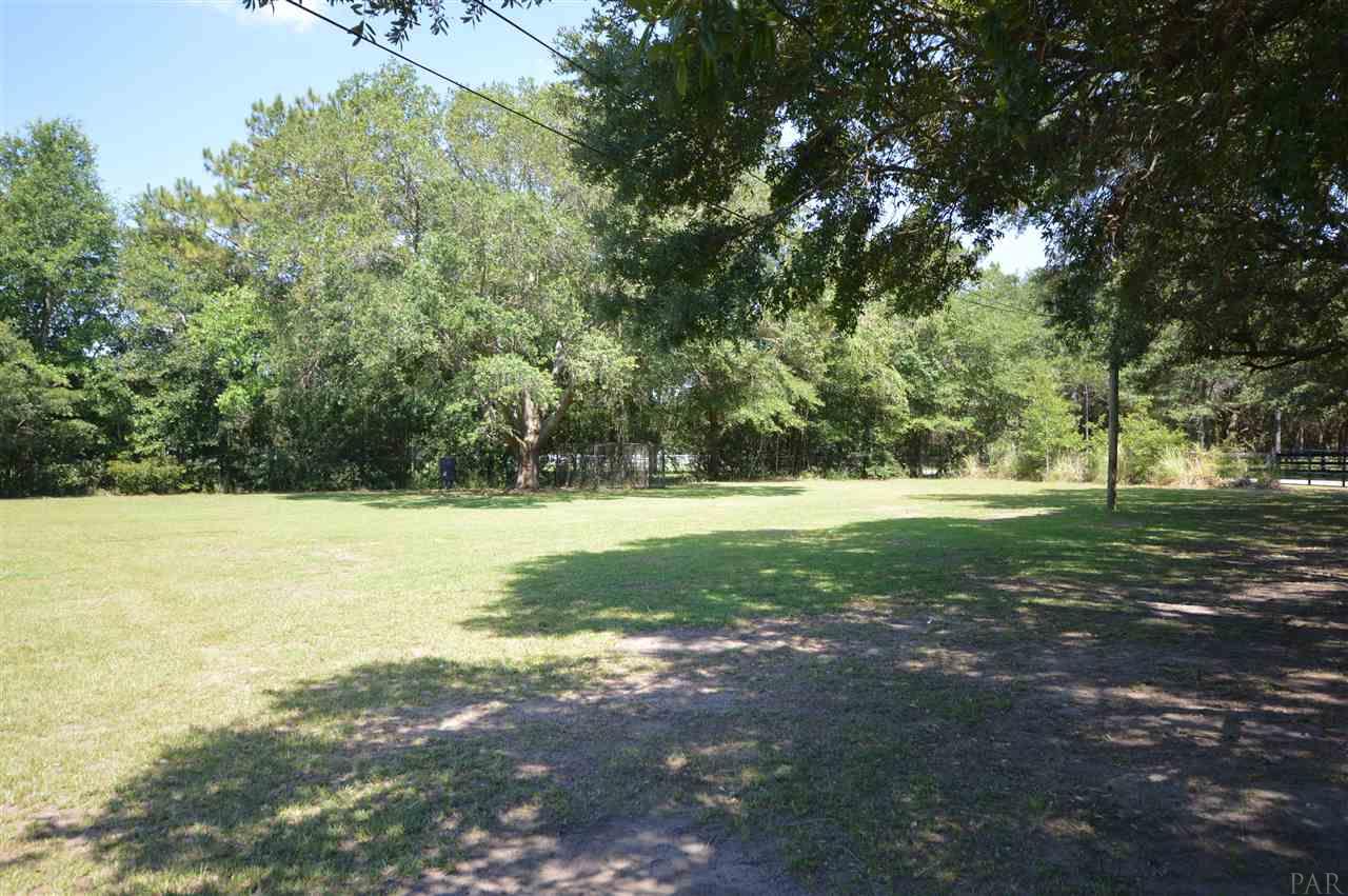 5637 Rolyat Road Pace, FL 32571 - Photo 32 of 47 Gallery Image 32