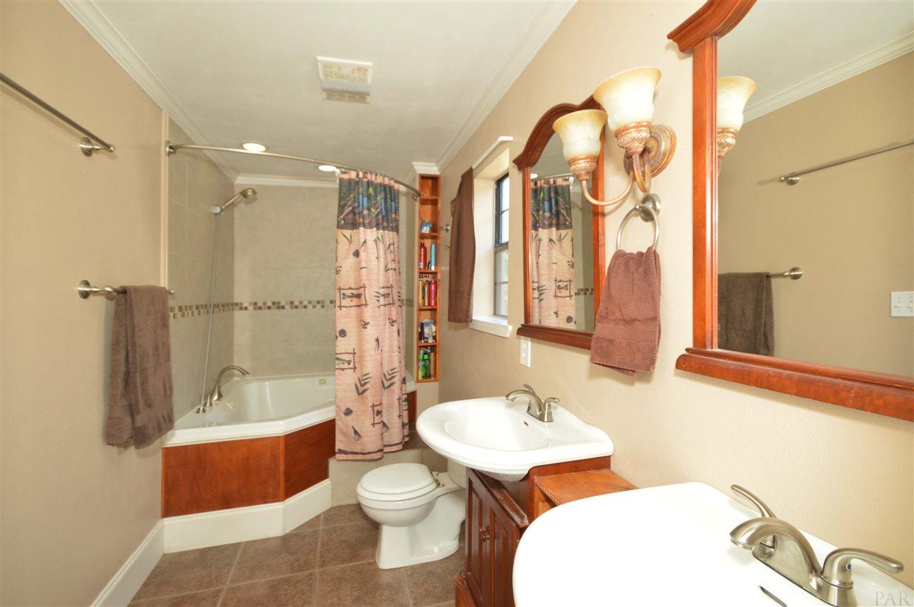 5637 Rolyat Road Pace, FL 32571 - Photo 38 of 47 Gallery Image 38
