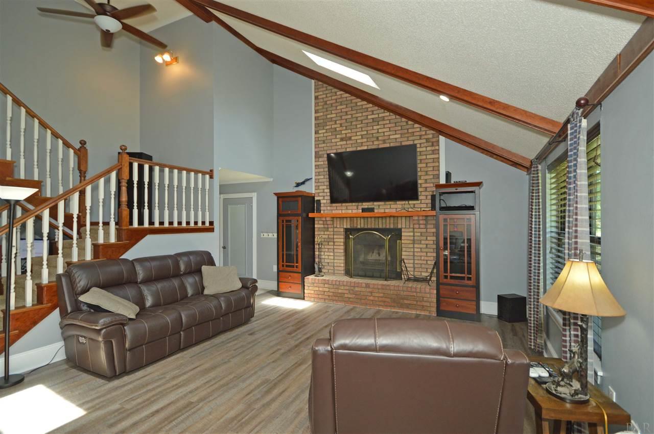 5637 Rolyat Road Pace, FL 32571 - Photo 8 of 47 Gallery Image 8