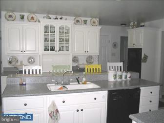 3071 Glassboro Cross Keys Road Williamstown, NJ 08094 - Photo 3 of 6 Kitchen