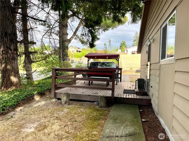 $679,995 | 1004 15th Avenue, Milton, WA 98354