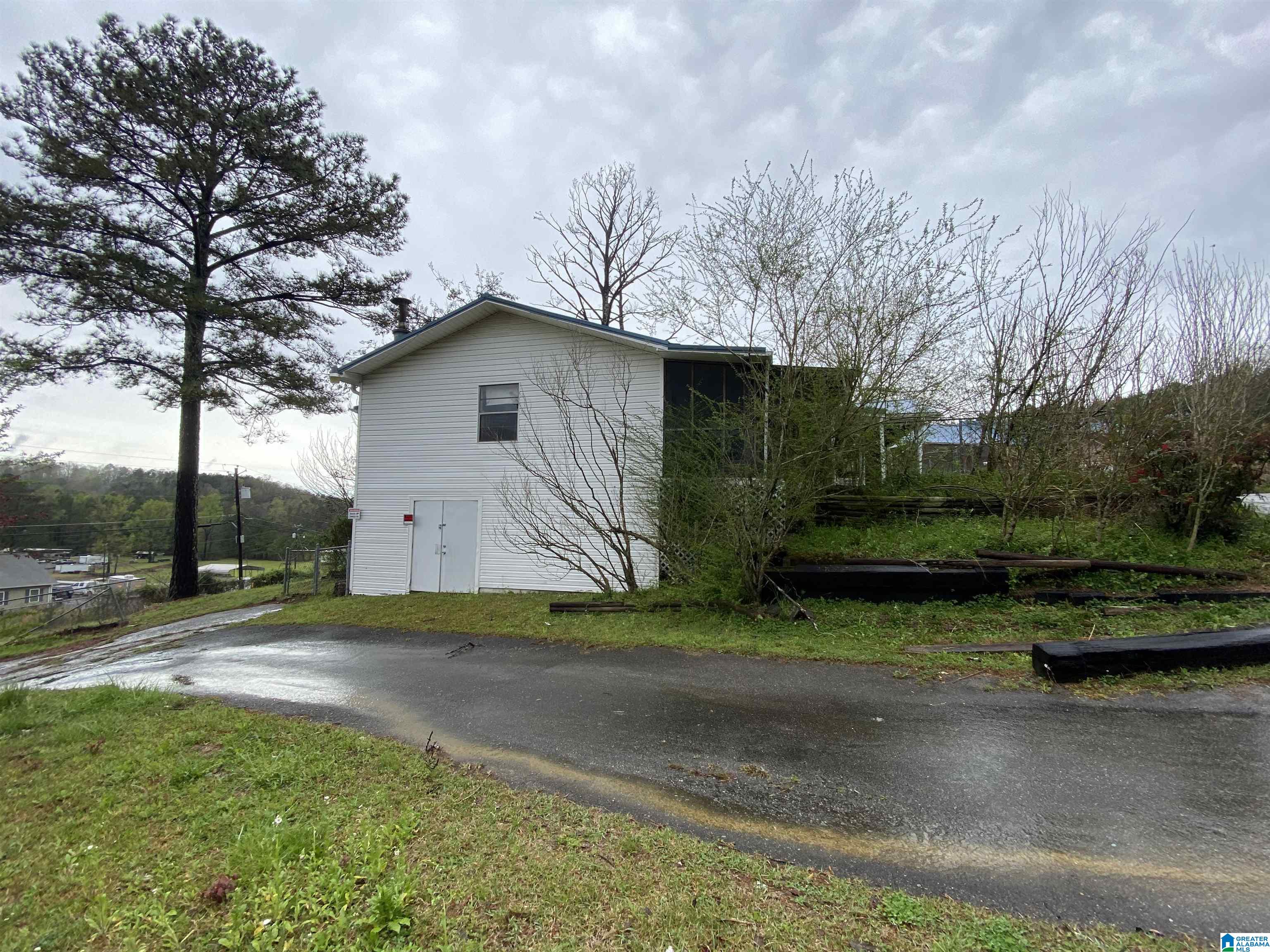 1958 Glennwood Road Morris, AL 35116 - Photo 21 of 34