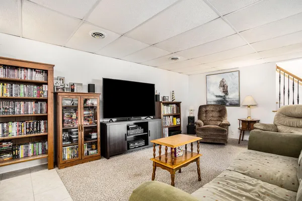 $369,900 | 1177 106th Avenue, Plainwell, MI 49080