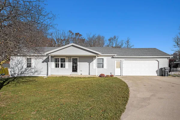 $369,900 | 1177 106th Avenue, Plainwell, MI 49080