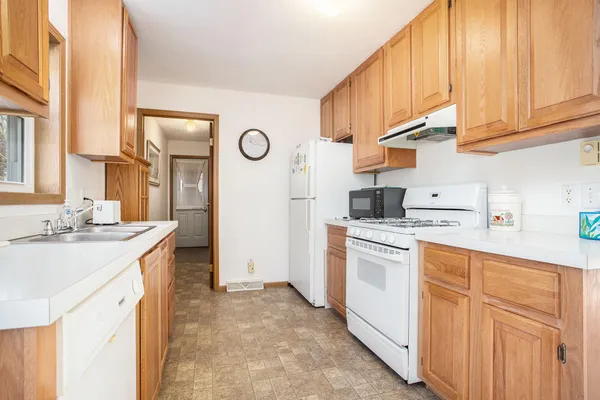 $369,900 | 1177 106th Avenue, Plainwell, MI 49080