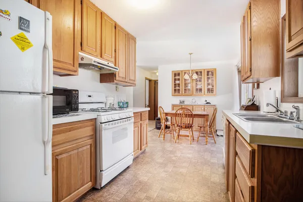 $369,900 | 1177 106th Avenue, Plainwell, MI 49080