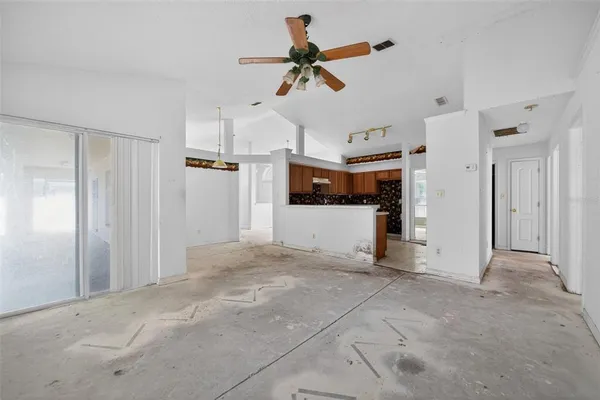 $300,000 | 2518 Maywood Street, Eustis, FL 32726