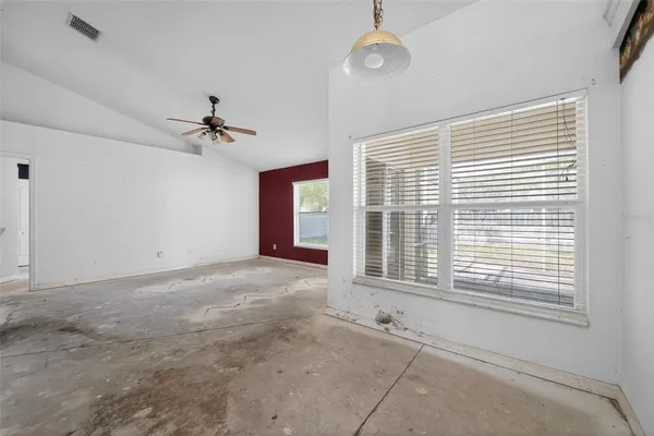 $300,000 | 2518 Maywood Street, Eustis, FL 32726