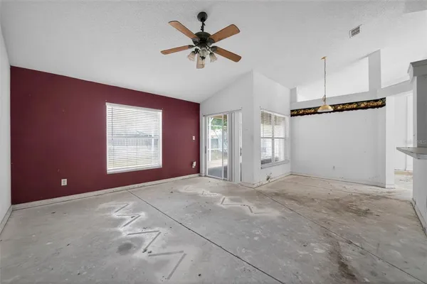 $300,000 | 2518 Maywood Street, Eustis, FL 32726