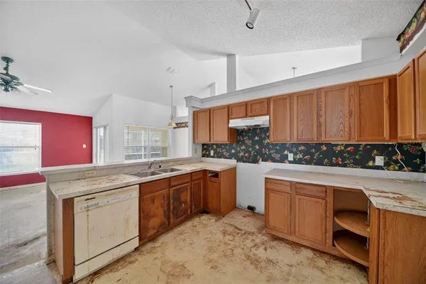 $300,000 | 2518 Maywood Street, Eustis, FL 32726