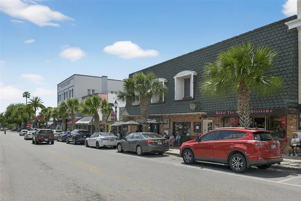 $300,000 | 2518 Maywood Street, Eustis, FL 32726