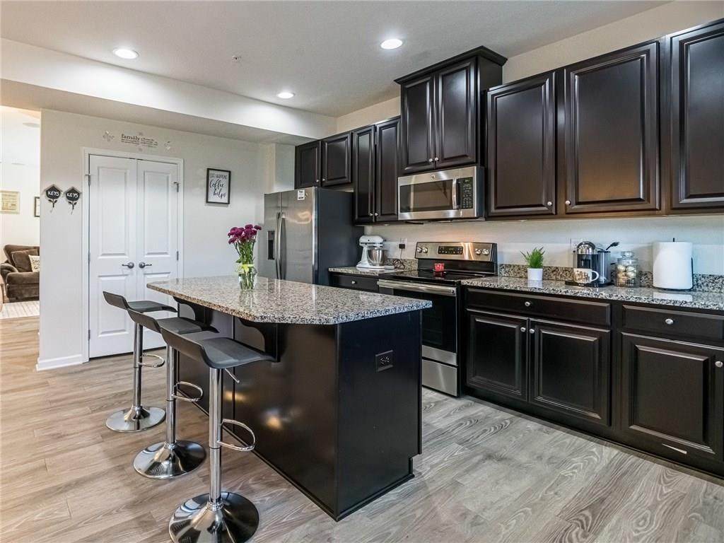 319 Rosecliff Road Wexford, PA 15090 - Photo 11 of 25 Perfect For Entertaining with Room for Family & Friends
