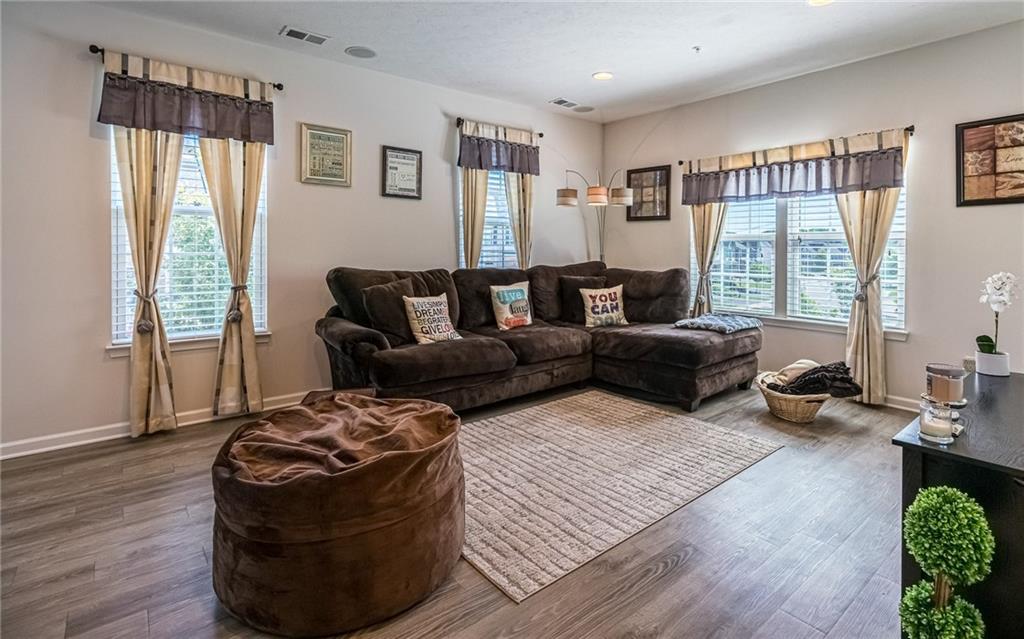 319 Rosecliff Road Wexford, PA 15090 - Photo 5 of 25 Sun Splashed with Wall of Windows
