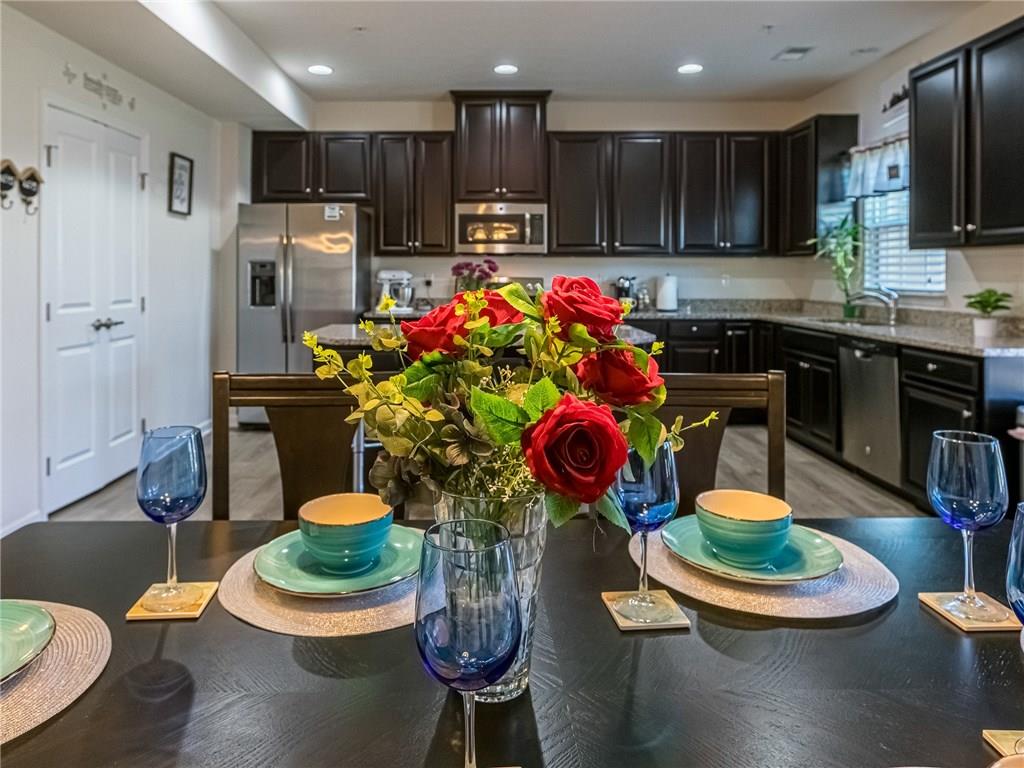 319 Rosecliff Road Wexford, PA 15090 - Photo 6 of 25 Dining Room Opens To Kitchen