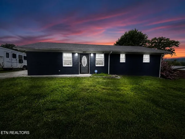 $249,500 | 321 Parliament Road, Harrogate, TN 37752