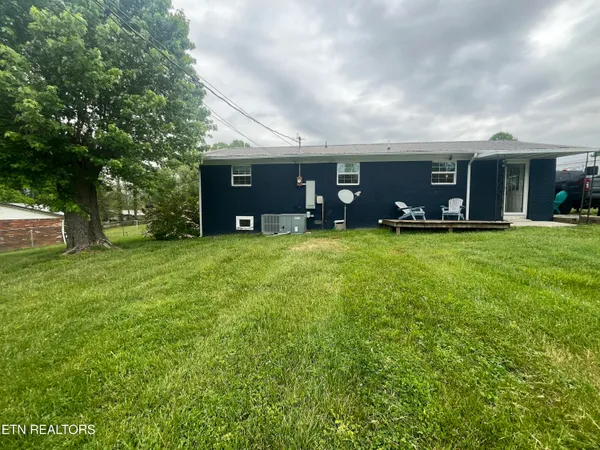 $249,500 | 321 Parliament Road, Harrogate, TN 37752