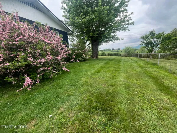 $249,500 | 321 Parliament Road, Harrogate, TN 37752