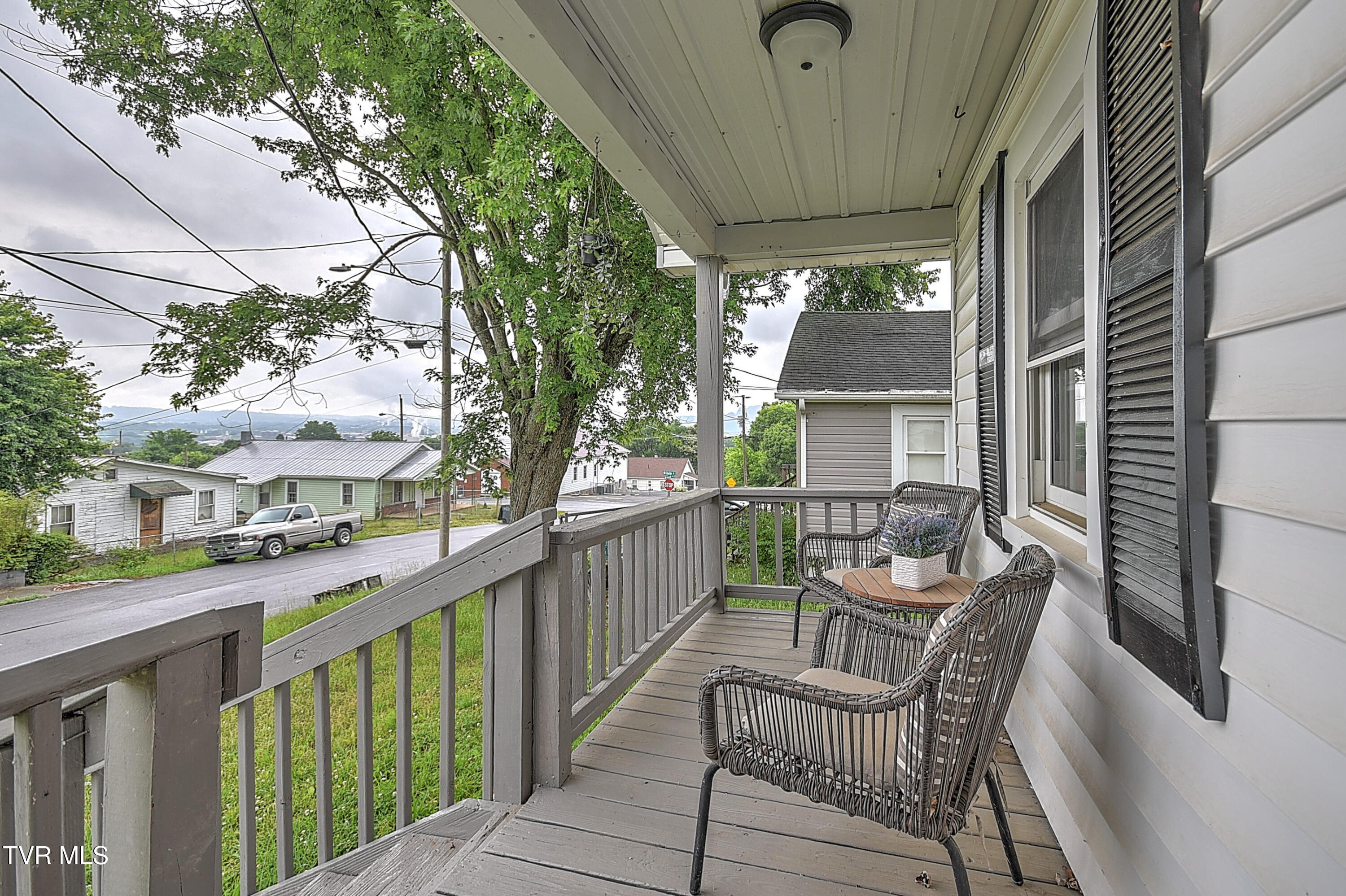 1208 Riverside Avenue, Unit 2 Kingsport, TN 37660 - Photo 4 of 28 1208 Riverside HB-4