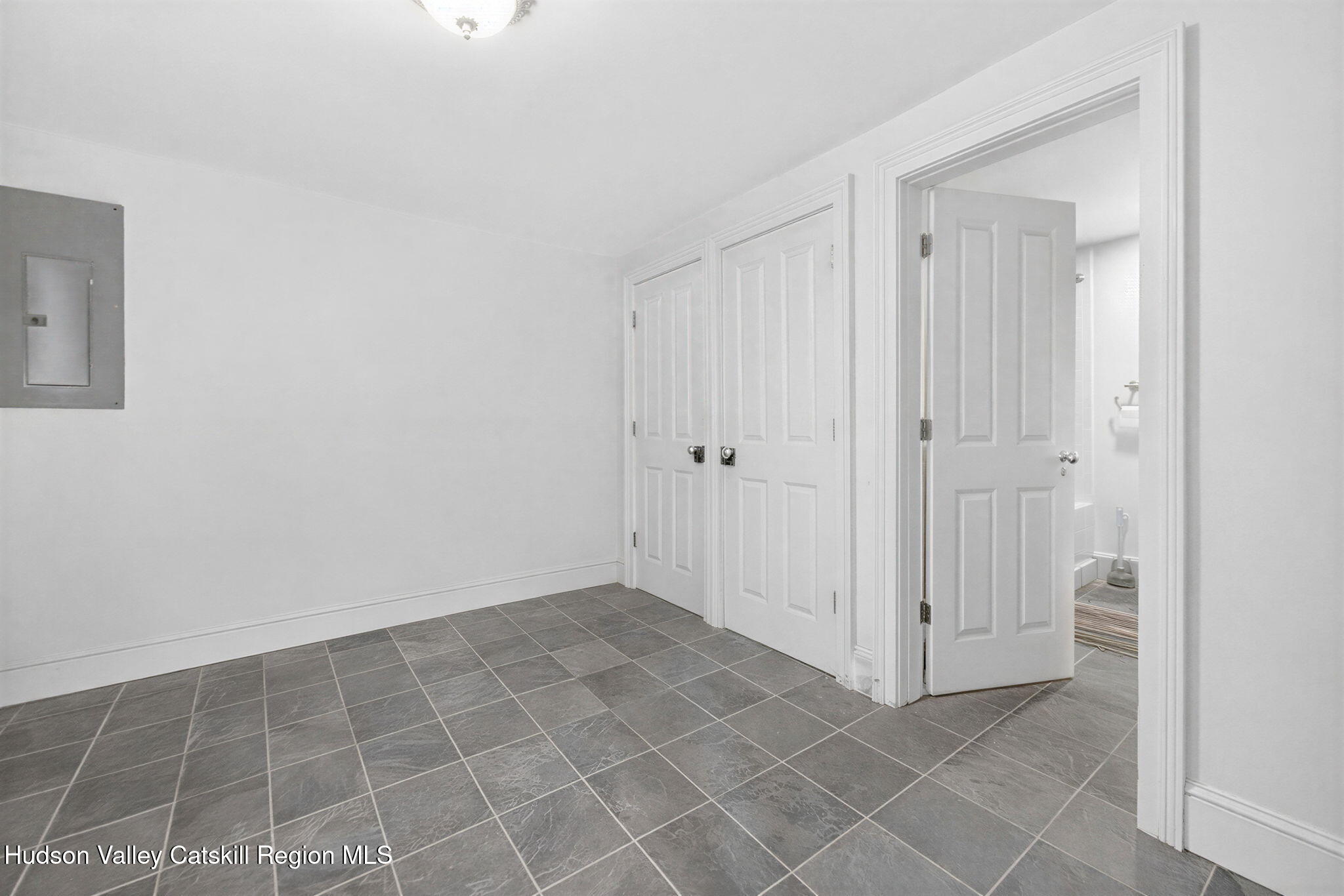 13 South Franklin Street, Unit 3 Athens, NY 12015 - Photo 32 of 55 a view of an empty room