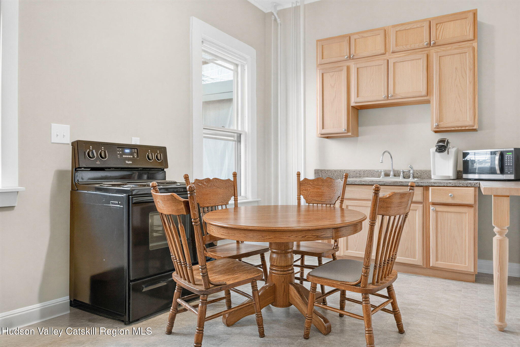 13 South Franklin Street, Unit 3 Athens, NY 12015 - Photo 7 of 55 a dining room with furniture and window