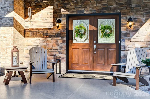 $925,000 | 4616 Gold Finch Drive, Denver, NC 28037